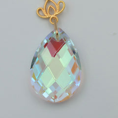 Ophæng med sommerfugle og krystaller