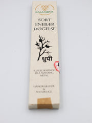 Sort enebær røgelse liggende med mindre slør