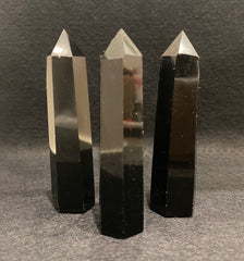 Obsidian tårn ca. 8-10 cm.