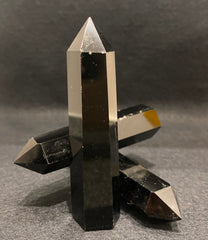 Obsidian tårn ca. 8-10 cm.