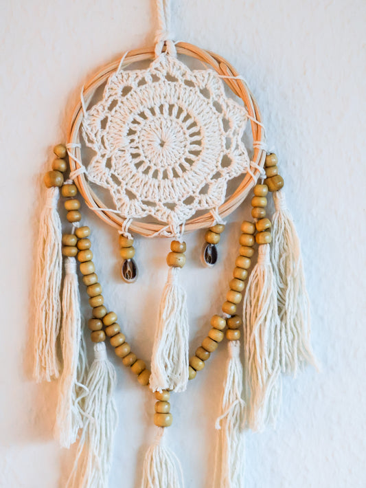 Hæklet ophæng m. perler og kvaste