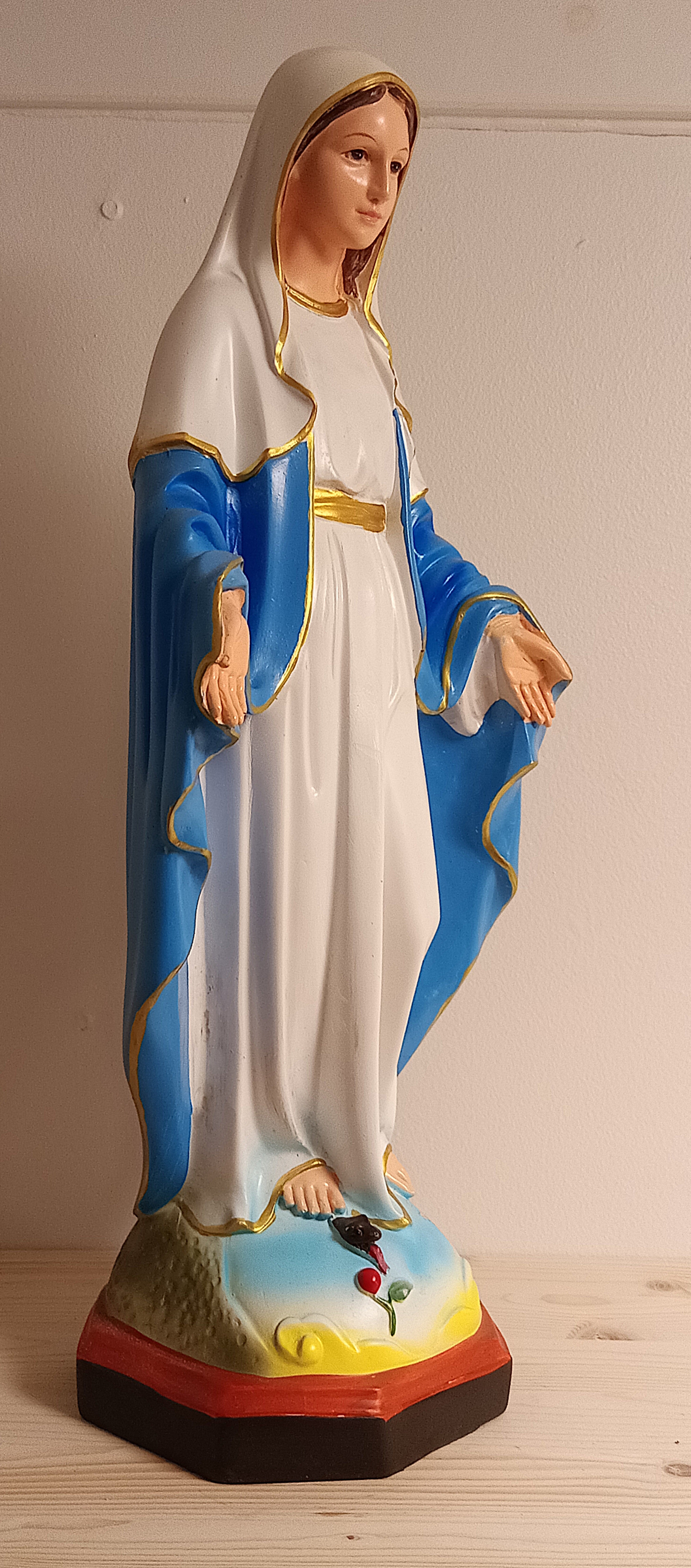 Jomfru Maria - En stor figur