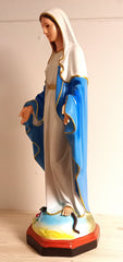 Jomfru Maria - En stor figur