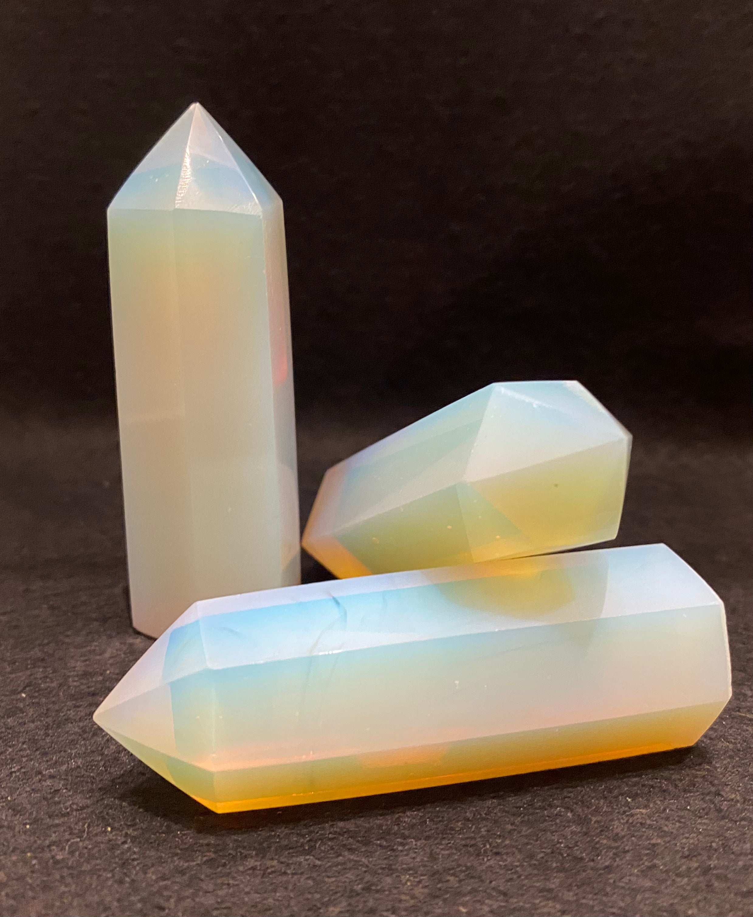 Opal glas (fremstillet) tårn