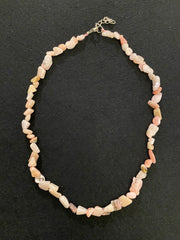 Pink opal halskæde